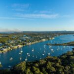 https://www.pexels.com/photo/aerial-view-of-noosa-heads-with-sailboats-30294458/